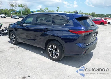 2023 Toyota Highlander Xle z USA, uszkodzony, nr VIN 5TDKDRAH0PS040169